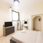Savia Apartment *
